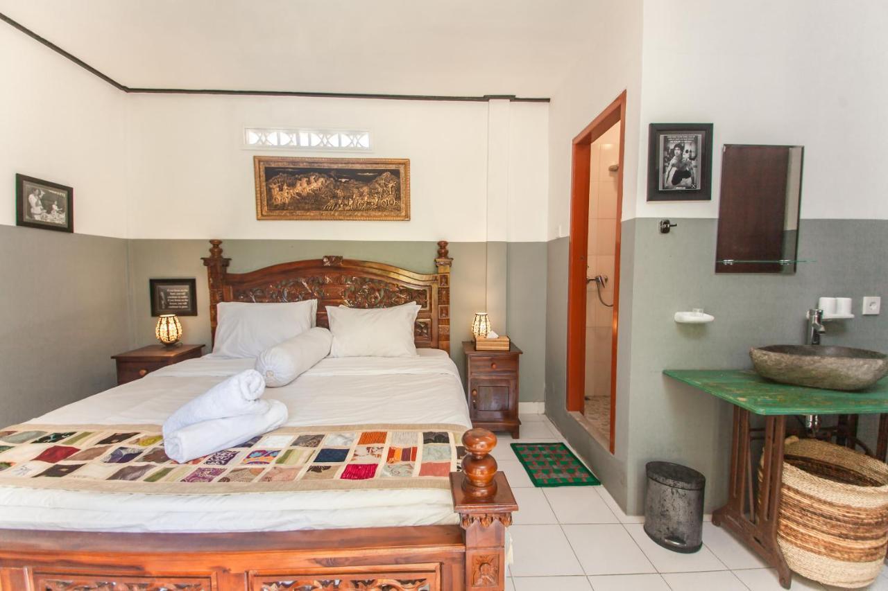 Hotel Pondok Taksu Bali à Kuta Lombok Extérieur photo